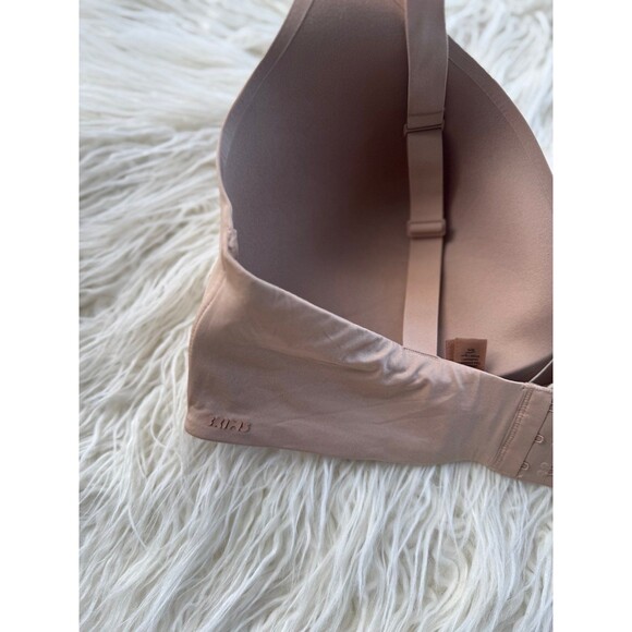 Skims Wireless Form T-shirt Bra Clay Size 42DD - Picture 7 of 8